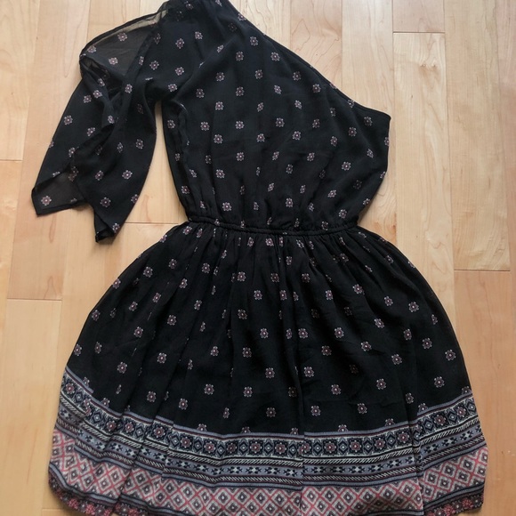 XS ONE SHOULDER DRESS - Picture 1 of 1